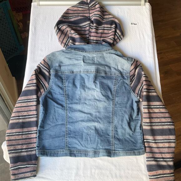 Wall Flower Kid’s Denim Jacket with Hoodie, size XL, Blue & Tan, Many Pockets - Picture 7 of 7